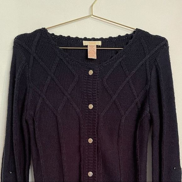 TulleāNavy ButtonĀ UpāCardigan - Picture 8 of 8